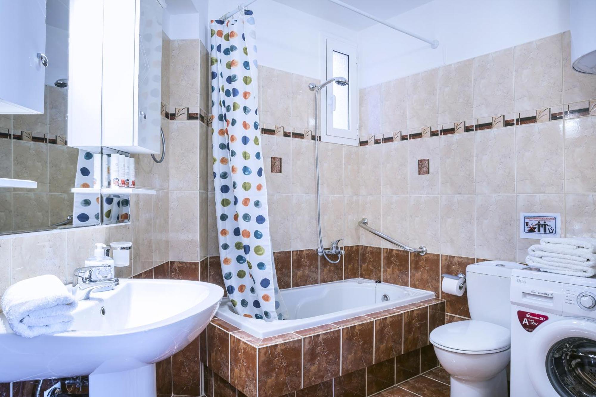 Blue Lagoon Luxury Apartment B2 アルゴストリオン エクステリア 写真