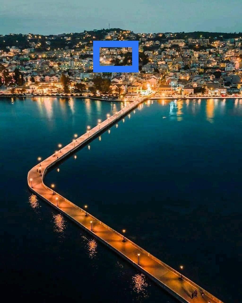 Blue Lagoon Luxury Apartment B2 アルゴストリオン エクステリア 写真
